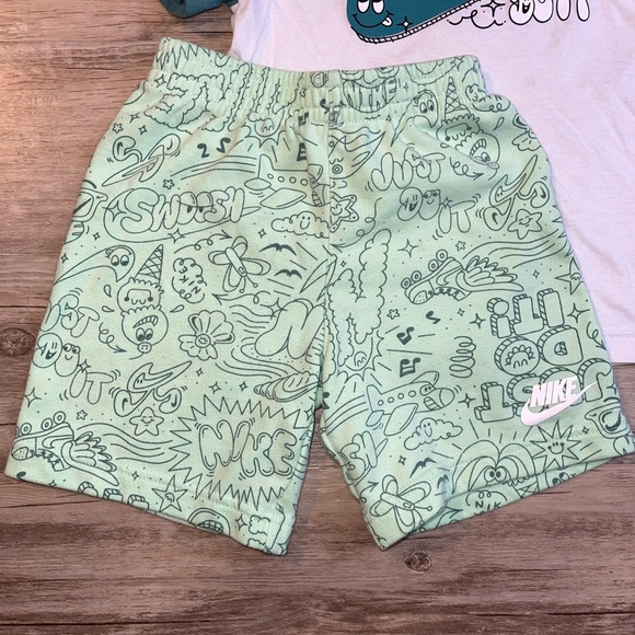 Nike Kids Outfit – T-Shirt & Shorts Set (Size 7) - Picture 13 of 15